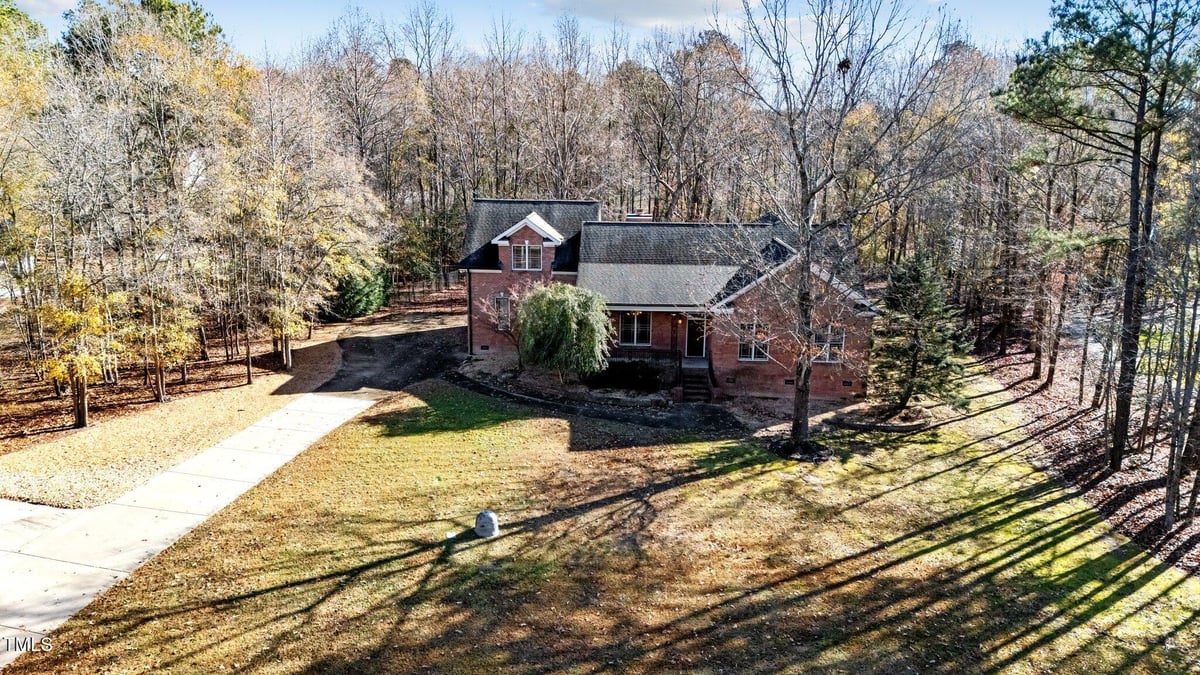 25 Sylvan Way, Zebulon NC 27597