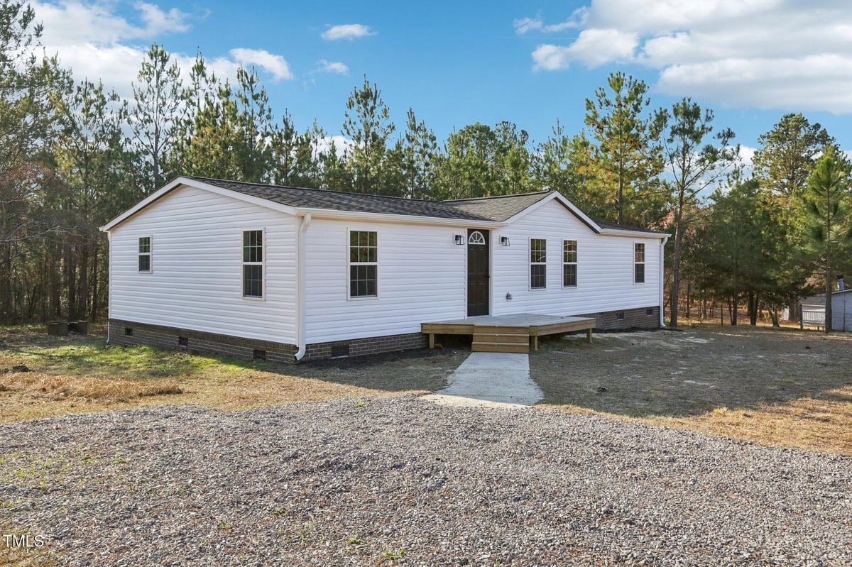 137 Kathleen Road, Lillington NC 27546