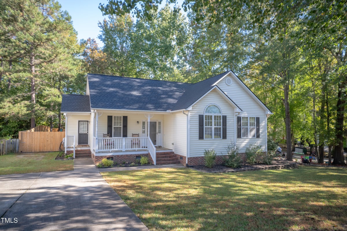 135 Lily Crossing, Clayton NC 27527