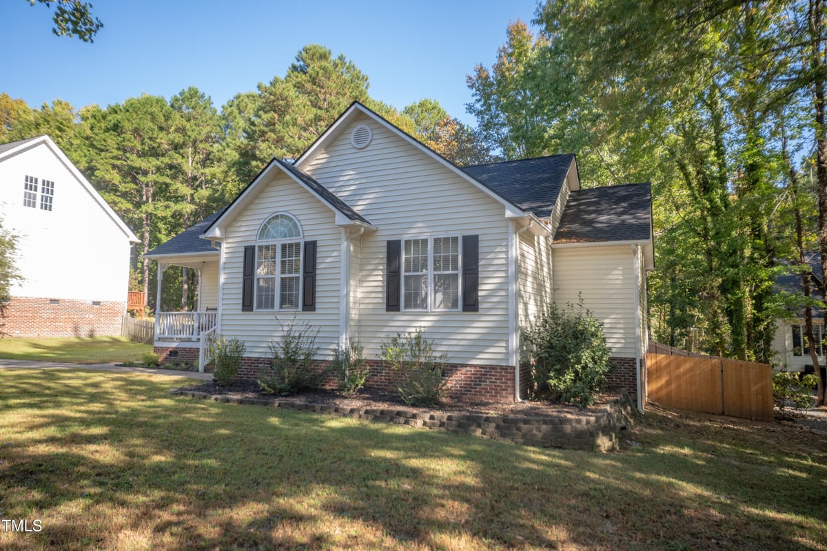 135 Lily Crossing, Clayton NC 27527