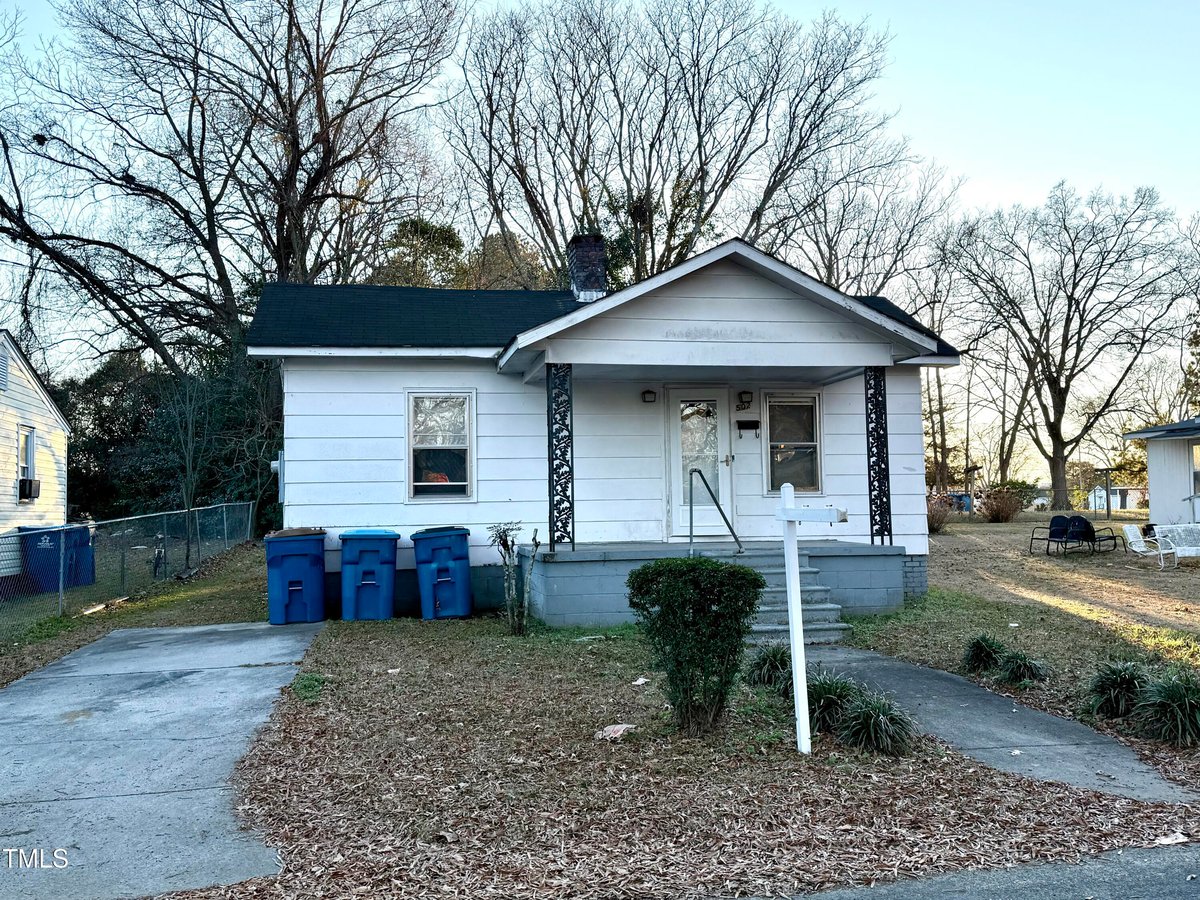 502 E Cleveland Street, Dunn NC 28334