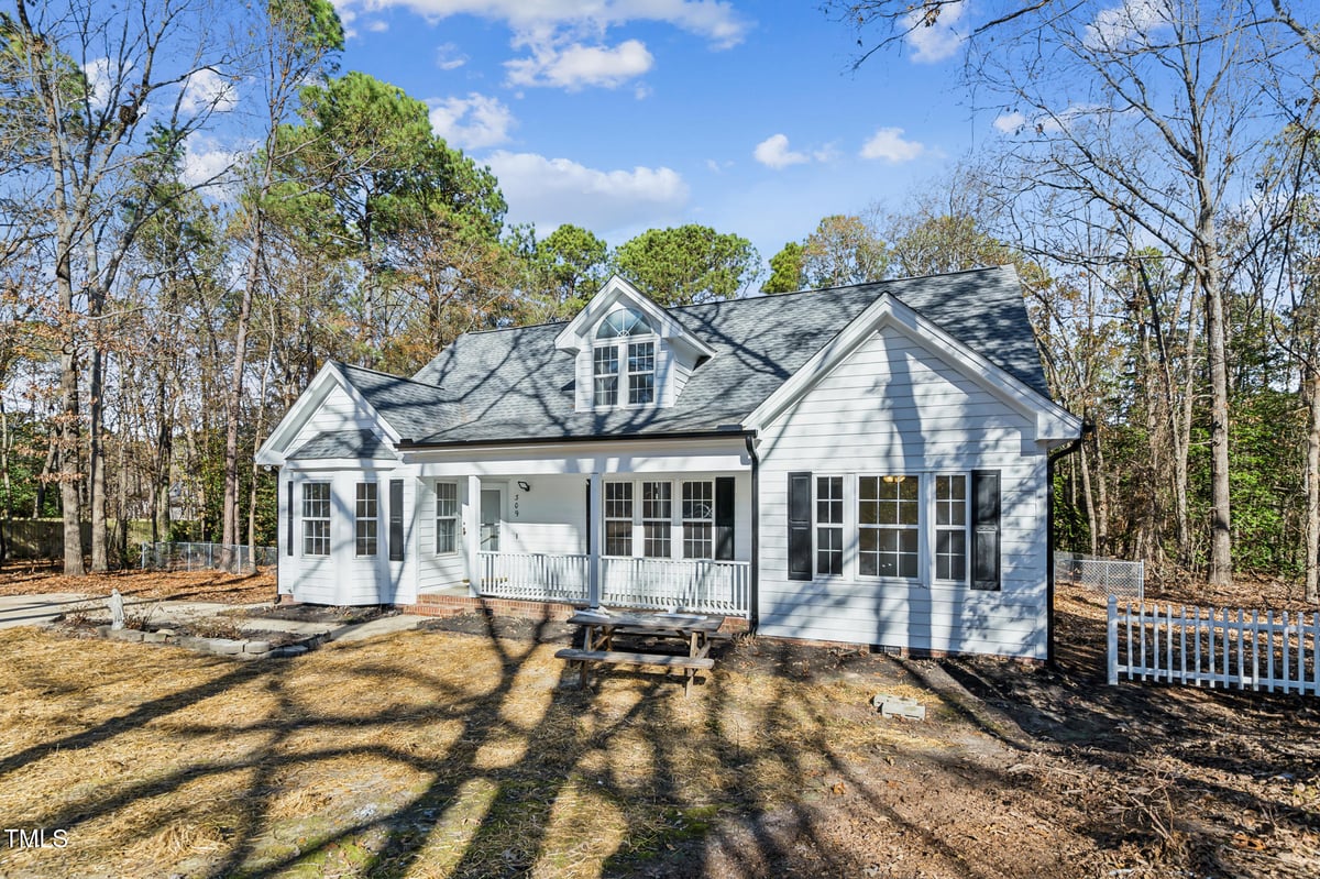 309 Monterey Court, Benson NC 27504