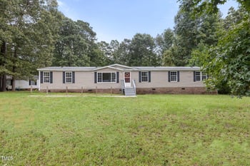 8225 Fieldcrest Lane, Fuquay Varina NC 27526