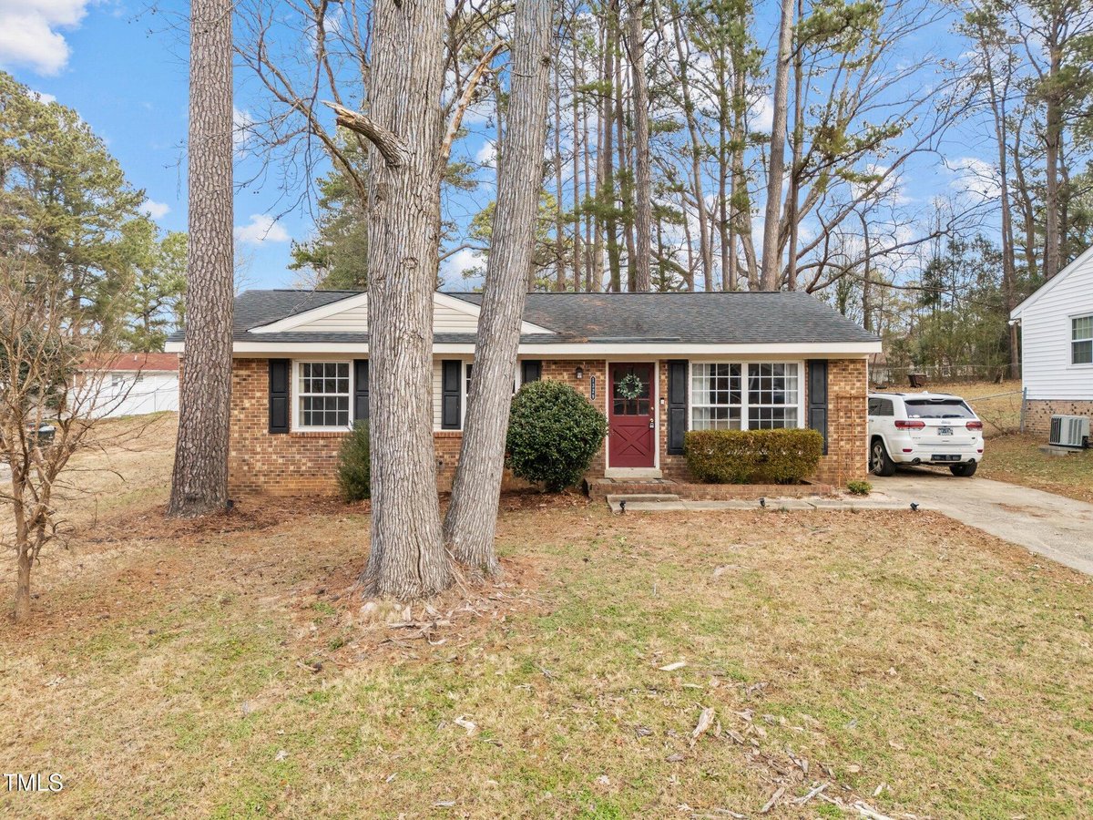 1329 Wrentree Circle, Raleigh NC 27610