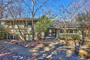 2025 Lakeshore Dr, Chapel Hill, NC 27514