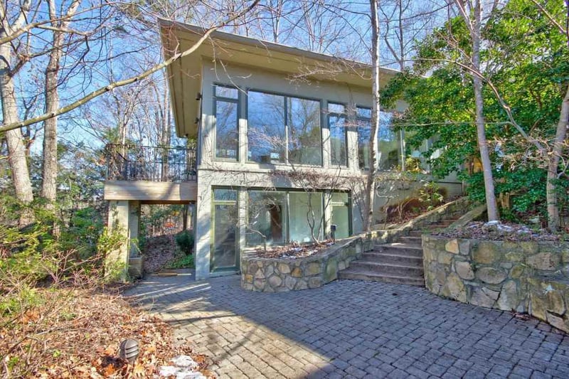 2025 Lakeshore Dr, Chapel Hill, NC 27514