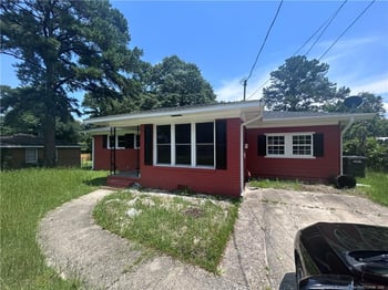 2025 Poplar Dr, Fayetteville, NC 28304