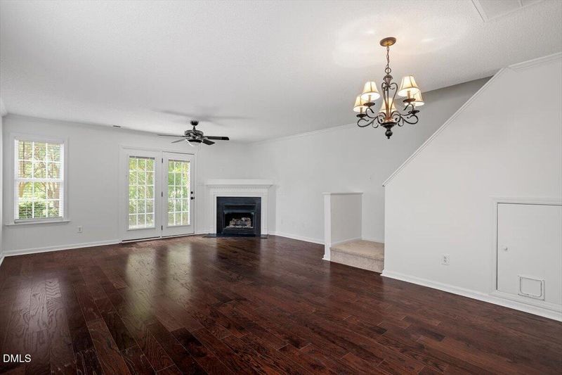 2025 Thornblade Dr, Raleigh, NC 27604