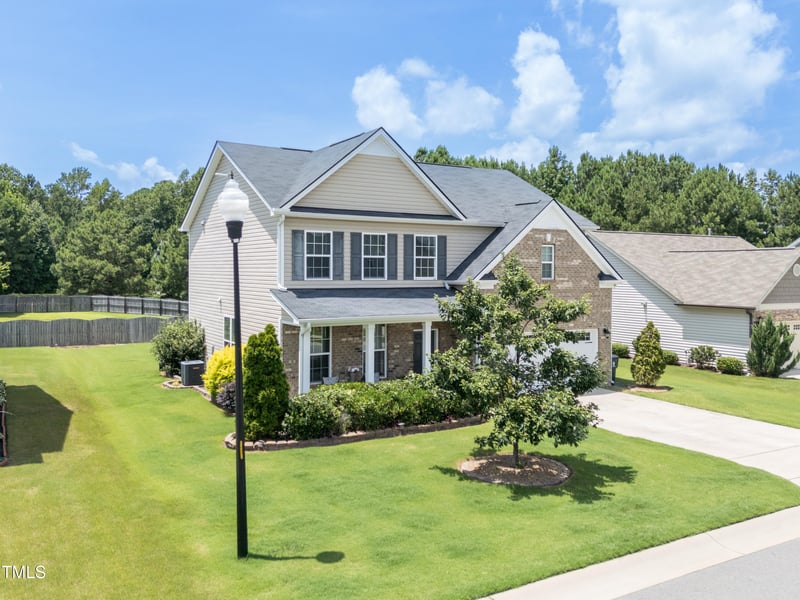 2025 Tulip Spring Dr, Zebulon, NC 27597