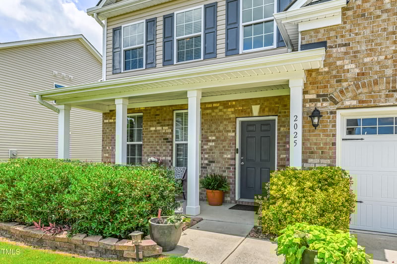 2025 Tulip Spring Dr, Zebulon, NC 27597