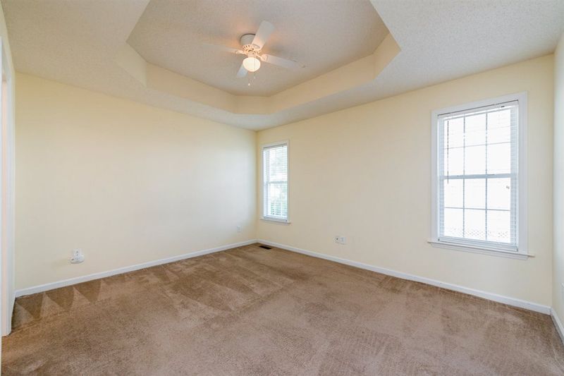2025 Turtle Point Dr, Raleigh, NC 27604