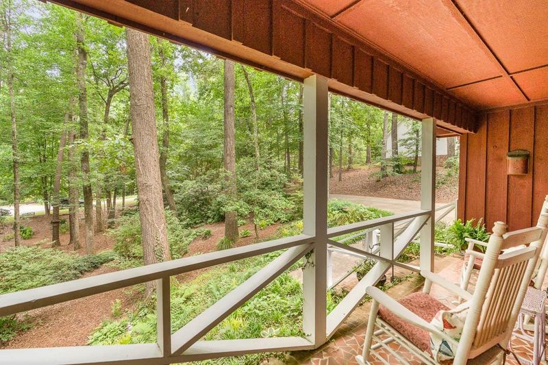 2025 Valley Ridge Ct, Raleigh, NC 27603