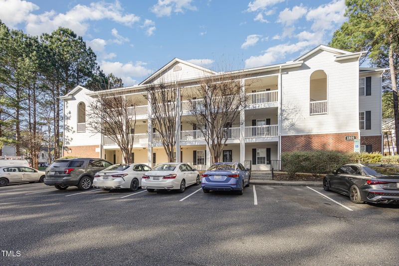 1801 Trailwood Heights Lane # 204, Raleigh NC 27603