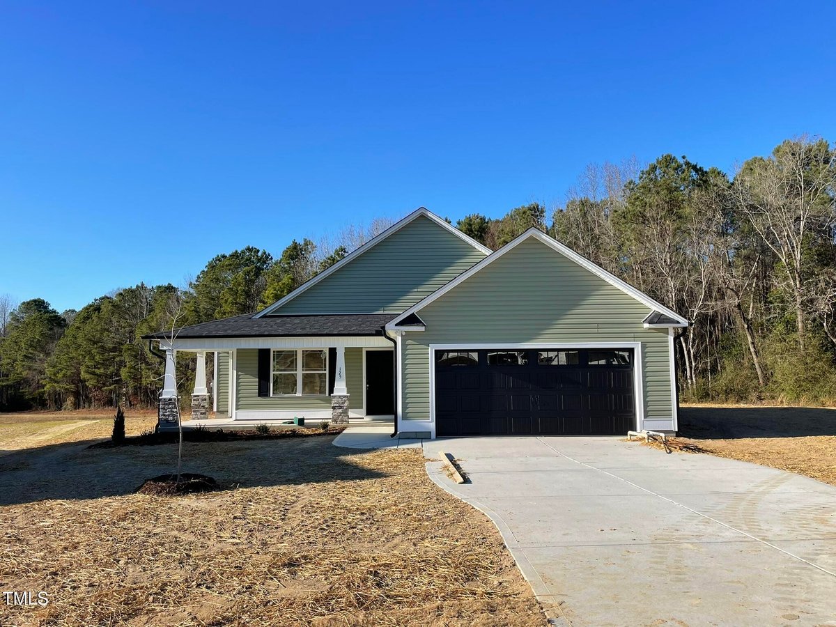 125 Hydrangea Lane, Benson NC 27504