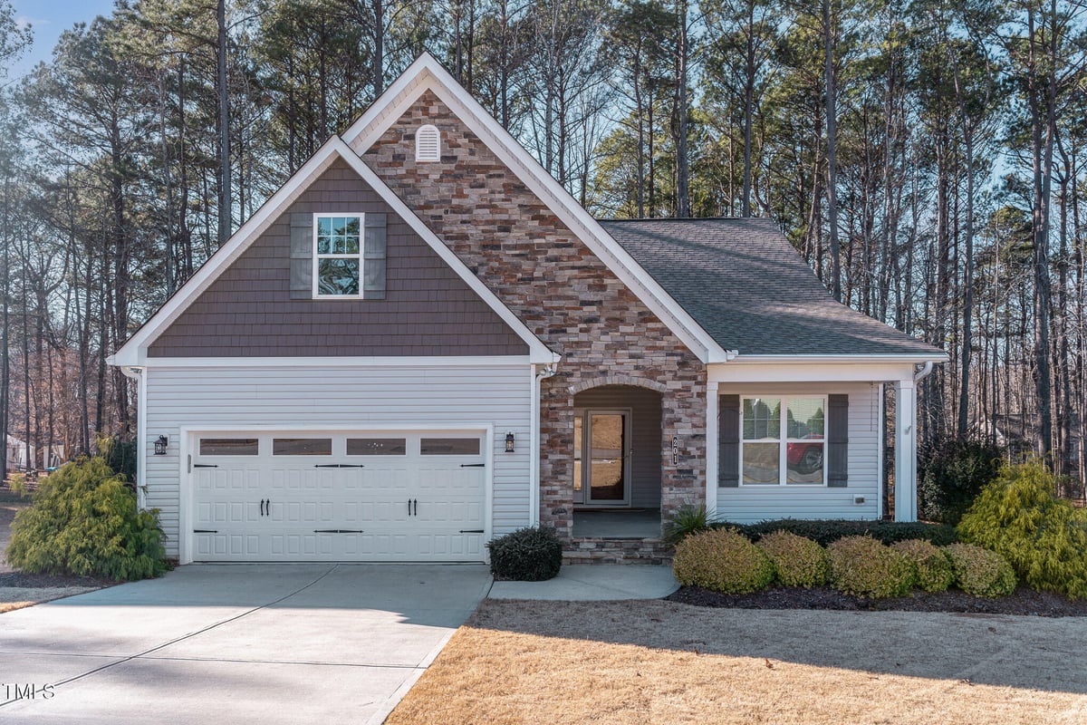 201 Laurel Oaks Drive, Youngsville NC 27596