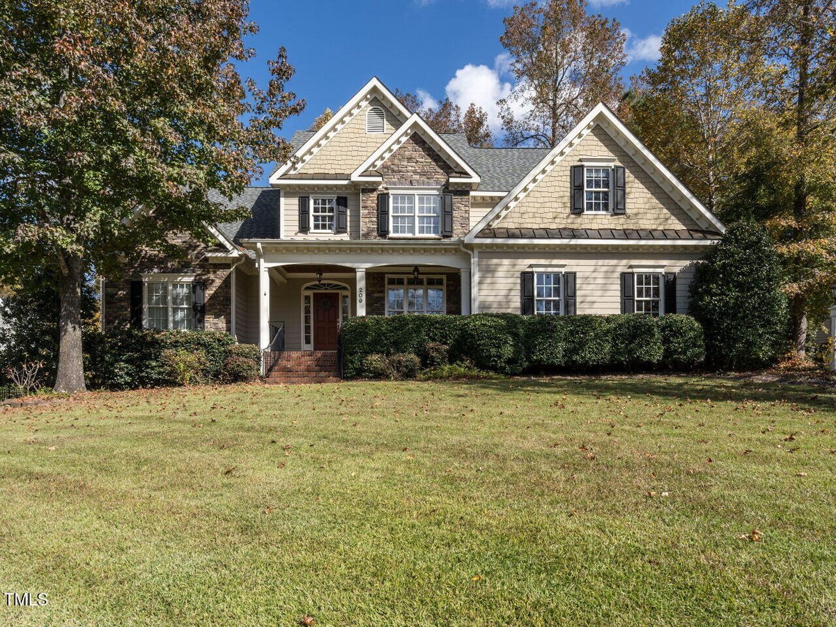 209 Mantle Drive, Clayton NC 27527