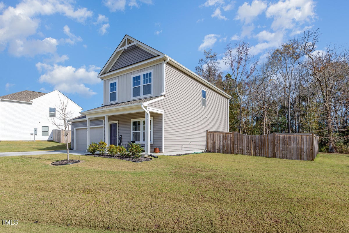 181 Pineapple Place, Benson NC 27504