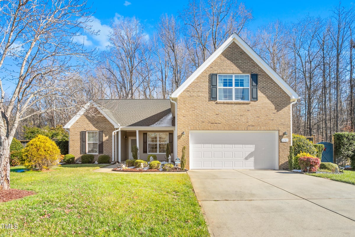 1207 Castle Pines Drive, Mebane NC 27302