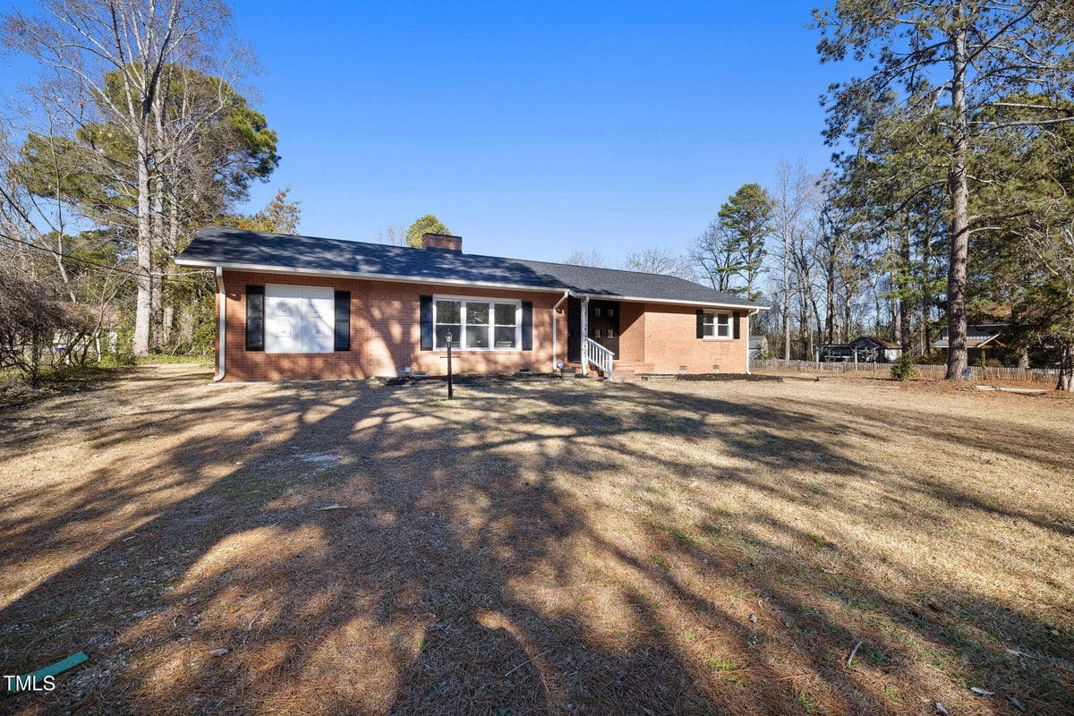 109 S Lakeside Drive, Smithfield NC 27577