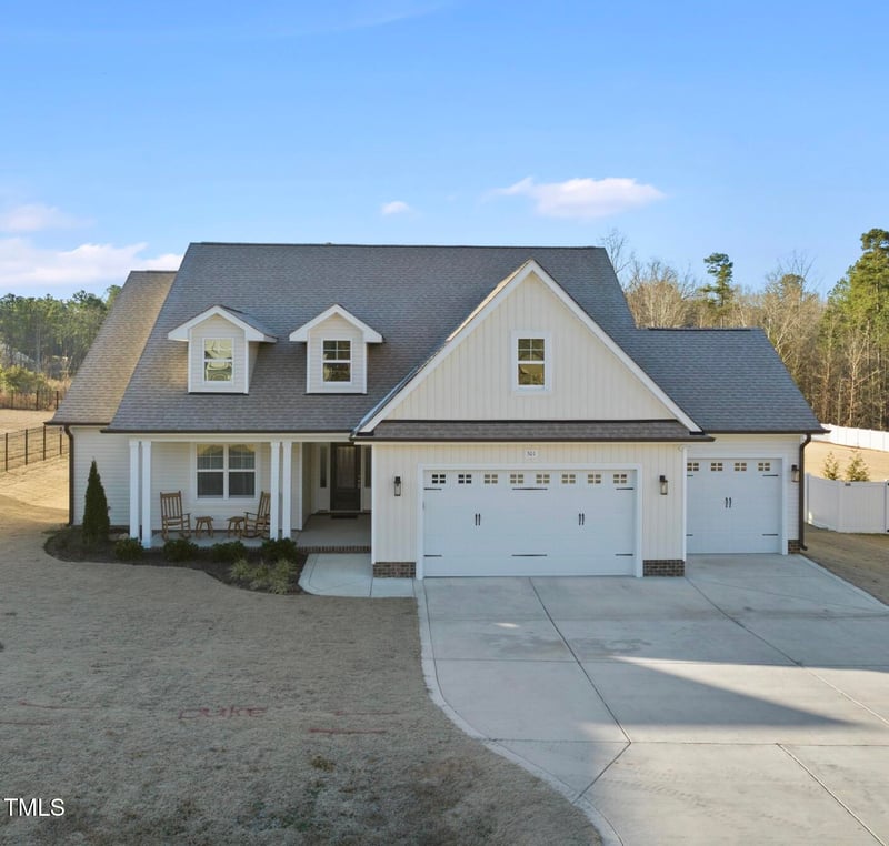 301 Oakhaven Drive, Holly Springs NC 27540