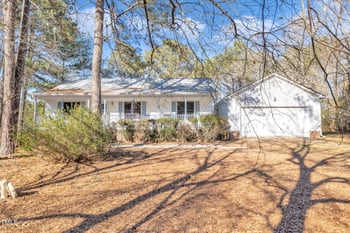 6 Sommerset Drive, Clayton NC 27520