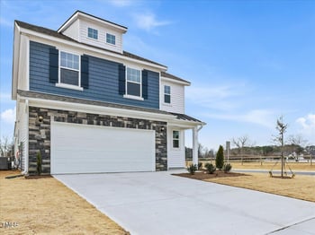 14 Bluebell St, Angier, NC 27501