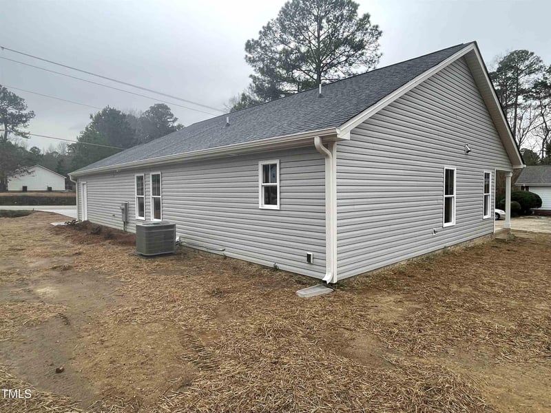 321 S Main Street, Four Oaks NC 27524