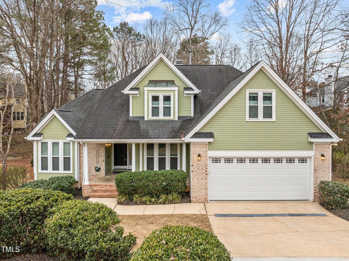 102 Kensbury Circle, Cary NC 27513