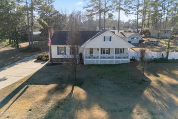 301 Laurel Dr, Smithfield, NC 27577