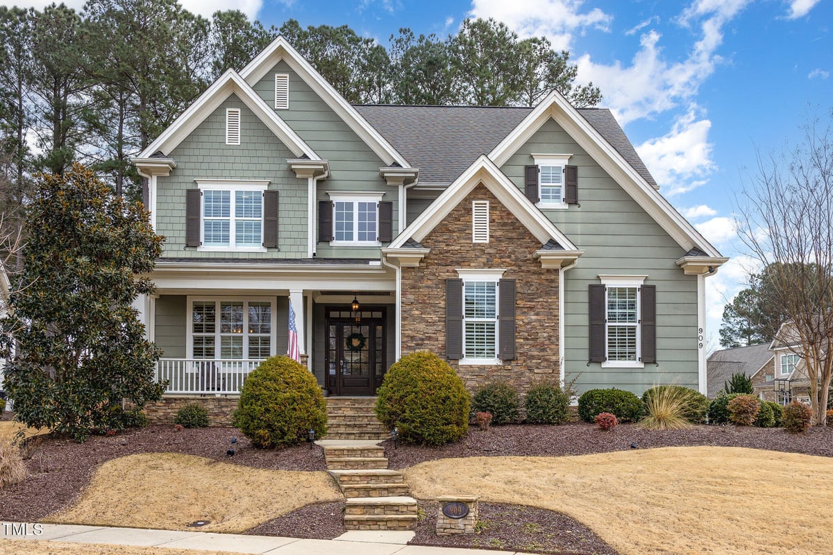 909 Rose Angel Circle, Wake Forest NC 27587