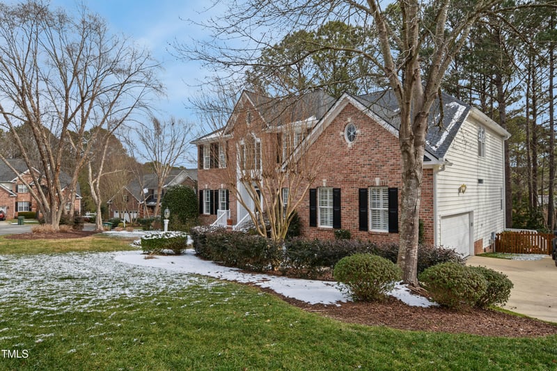 206 Joseph Pond Ln, Cary, NC 27519