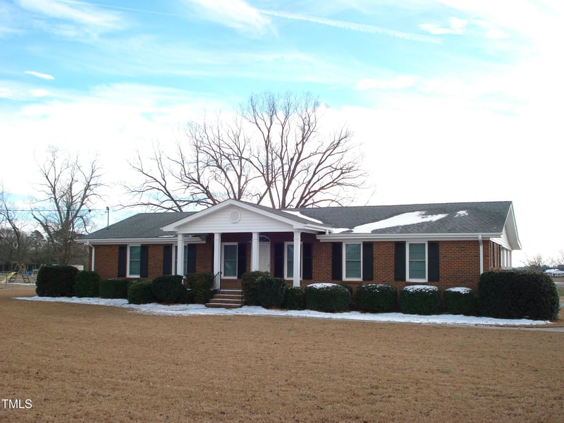 6793 Stricklands Crossroads Road, Four Oaks NC 27524