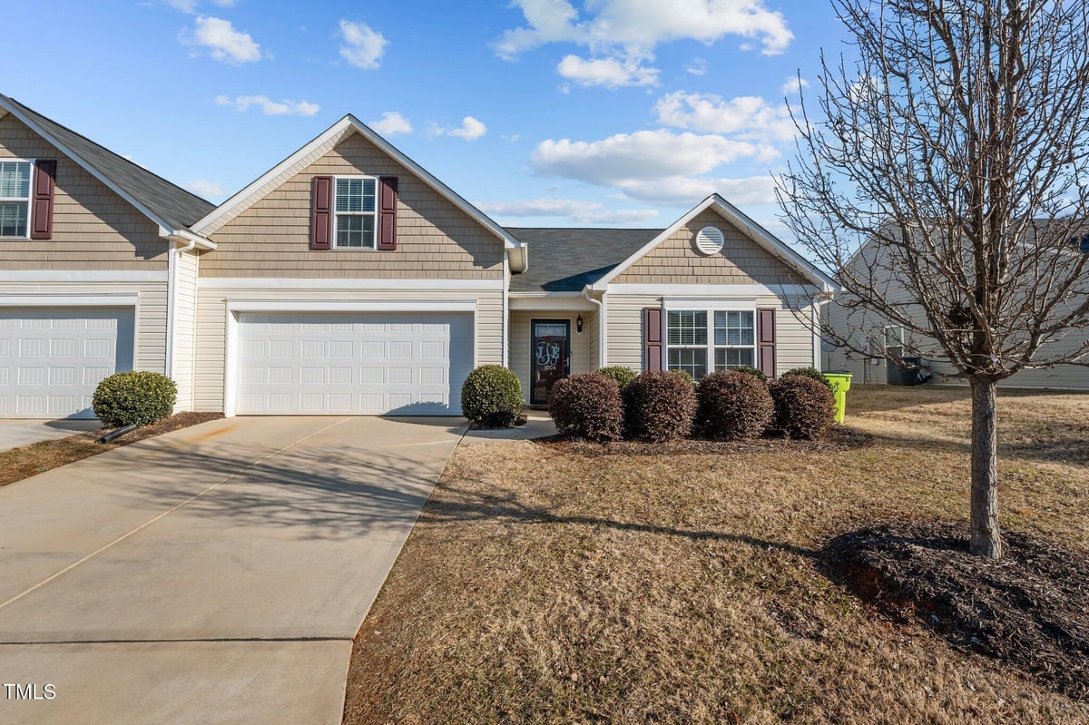 1004 Gold Circle, Mebane NC 27302