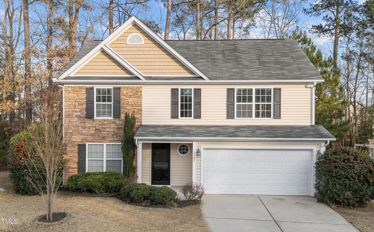 1201 Dexter Ridge Drive, Holly Springs NC 27540