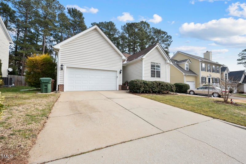 208 Trailview Drive, Cary NC 27513