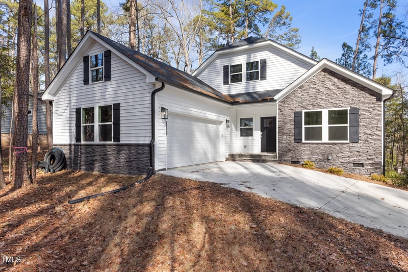 3255 Yorkshire Circle, Sanford NC 27332