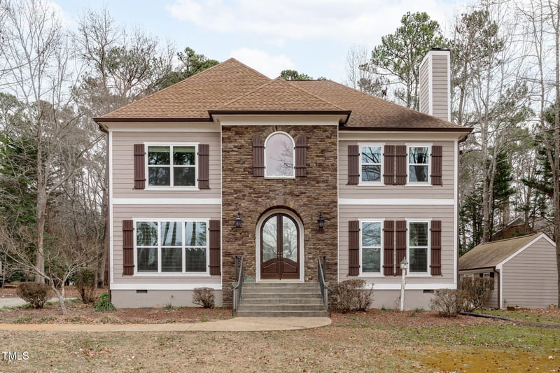 6016 Heatherstone Drive, Raleigh NC 27606