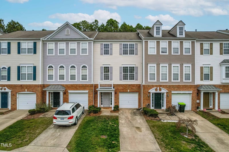 707 Sutter Gate Lane, Morrisville NC 27560