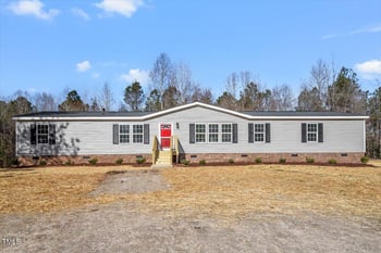 40 Falconwood Drive, Zebulon NC 27597