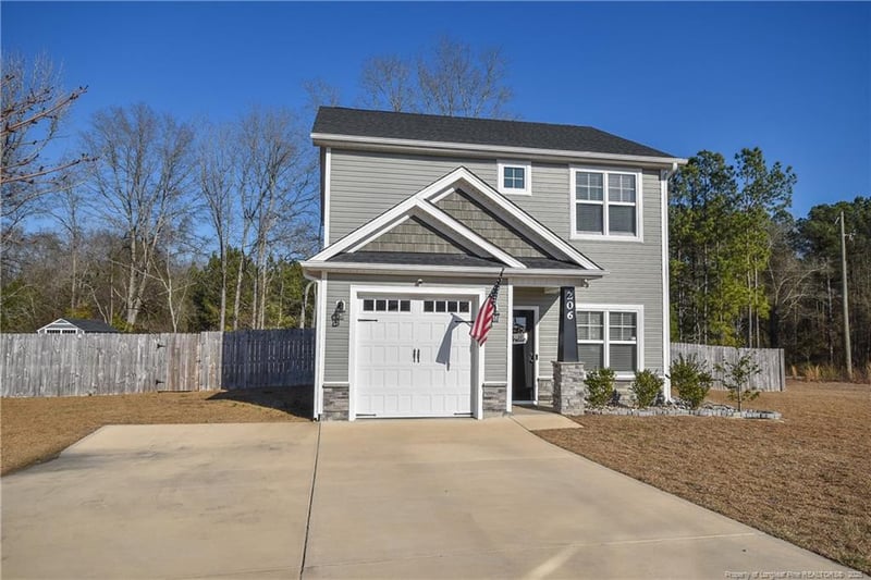 206 Westpark Ln, Sanford, NC 27332