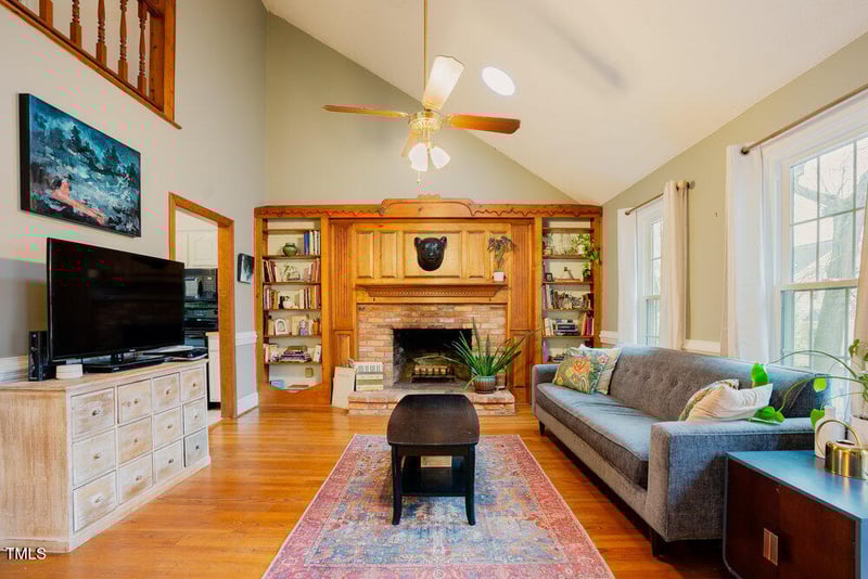 3320 Derbyshire Pl, Raleigh, NC 27604