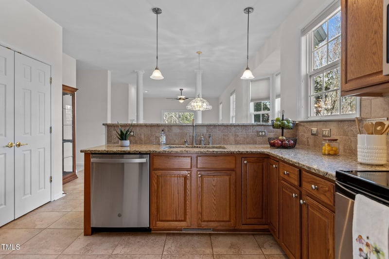 200 Indian Elm Ln, Cary, NC 27519