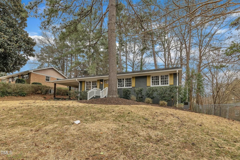 2113 Lawrence Dr, Raleigh, NC 27603