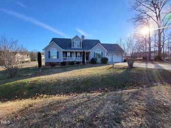 1317 Justin Oaks Ct, Willow Springs, NC 27592