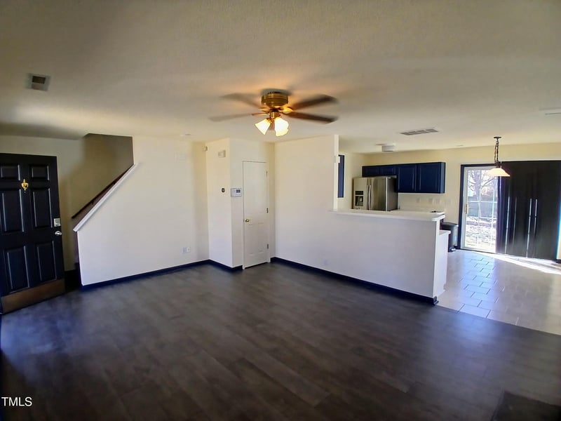 117 Crabwall Ct, Holly Springs, NC 27540
