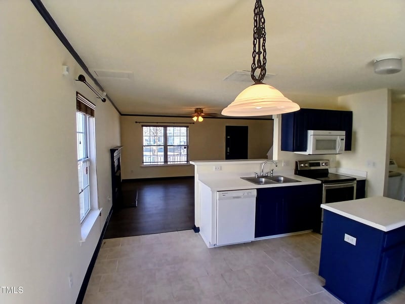 117 Crabwall Ct, Holly Springs, NC 27540