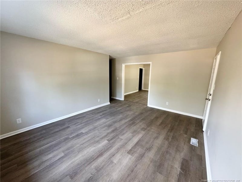 2030 Corrinna St, Fayetteville, NC 28301