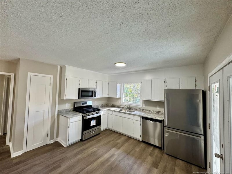 2030 Corrinna St, Fayetteville, NC 28301