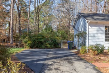 816 Churchill Dr, Chapel Hill, NC 27517