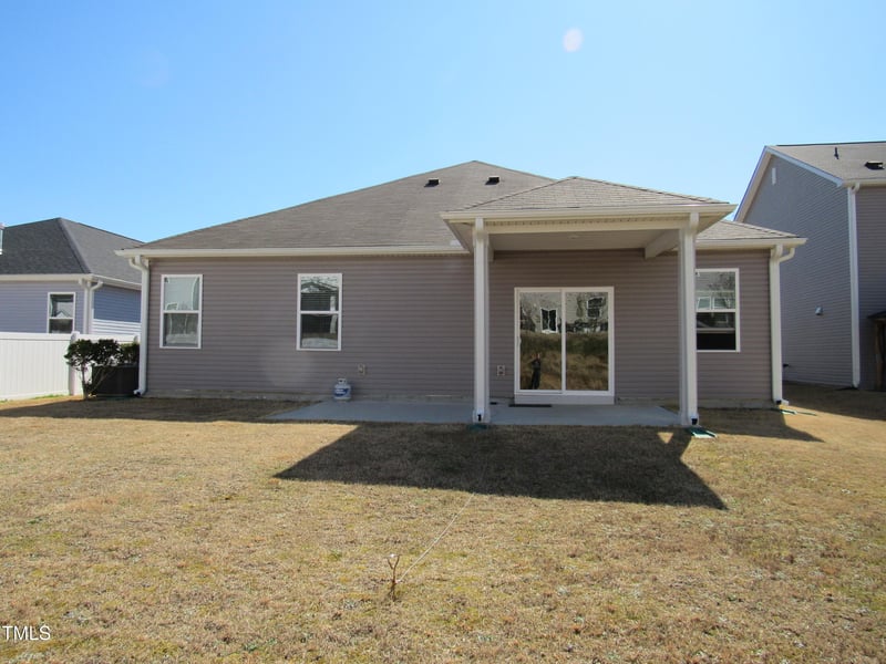 3333 Sandy Meadows Dr, Fuquay Varina, NC 27526